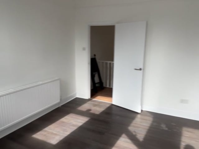 Newly Refusbished 2 bed flat near Turnpike Lane Main Photo