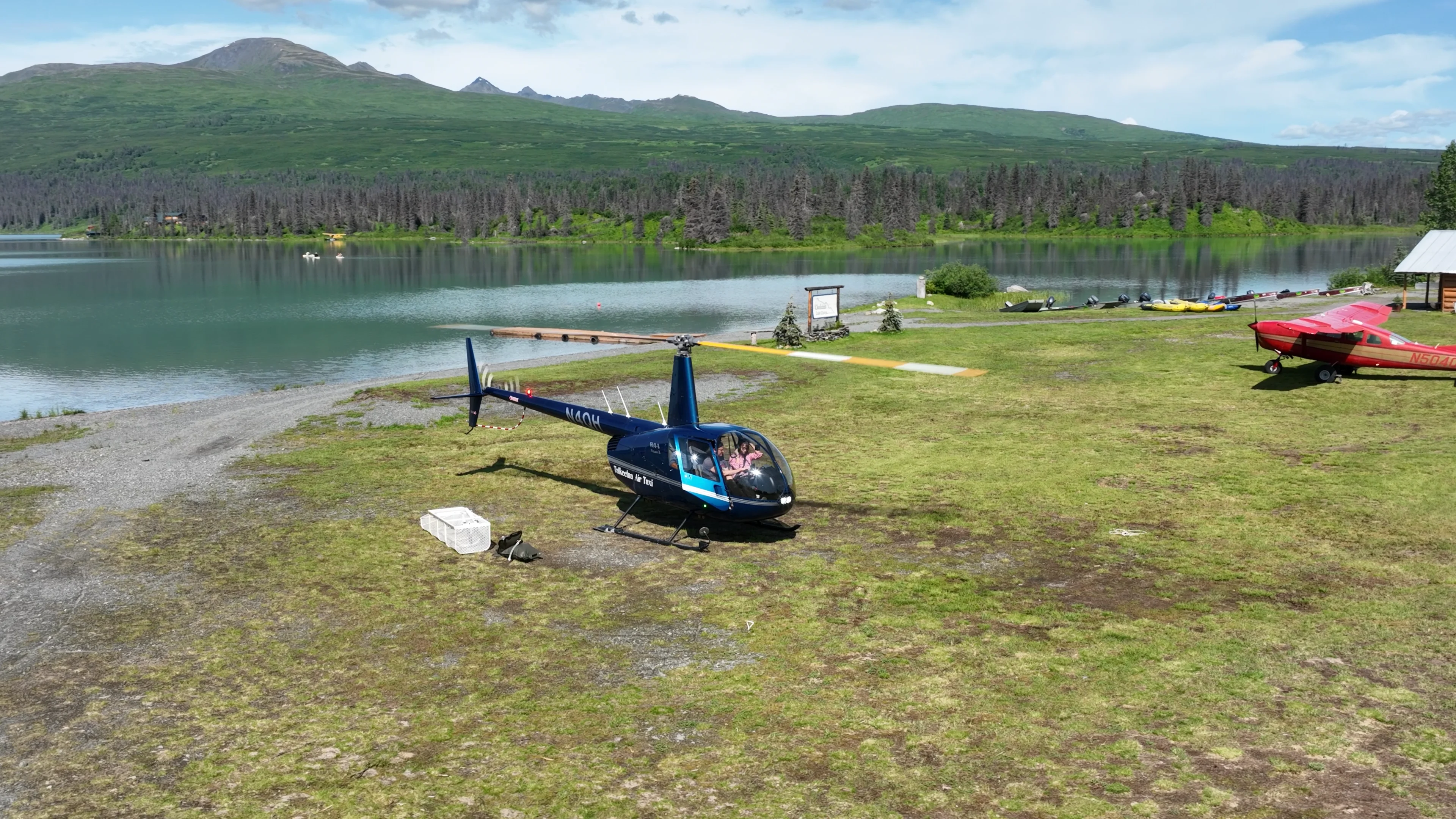 Heli Adventures - Chelatna Lake Lodge Alaska