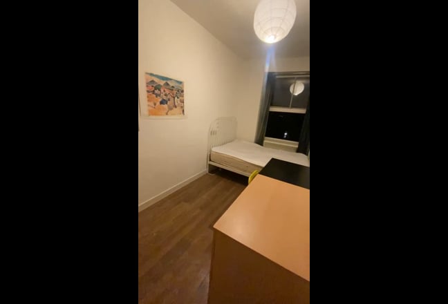 1 Single room in Queensway/ Bayswater  Main Photo