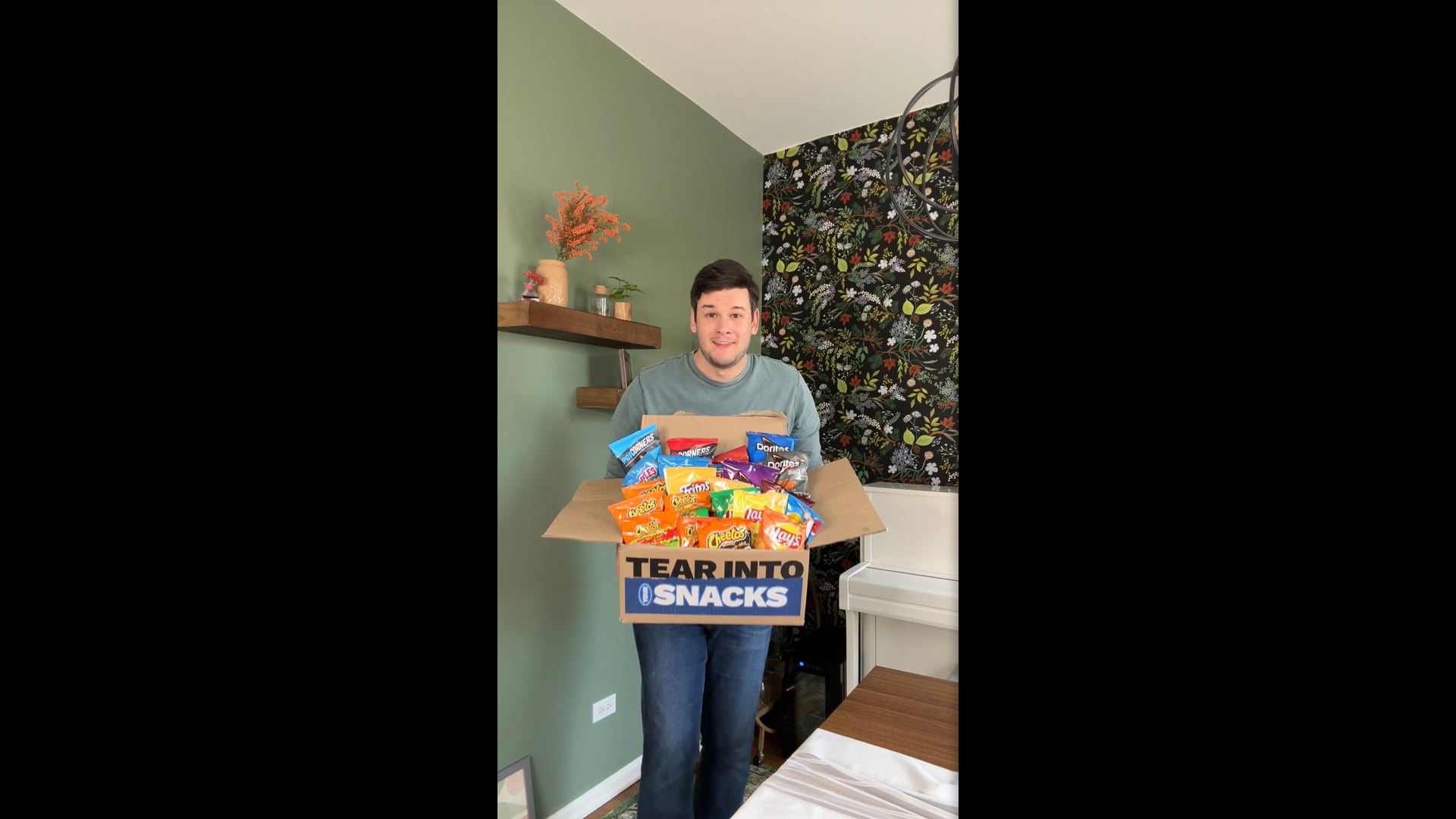 snacks.com - Frito-Lay