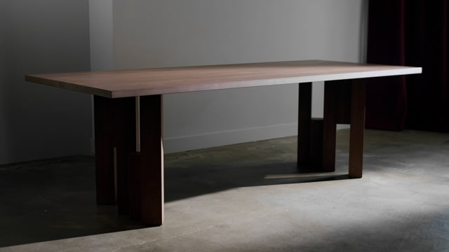 Fenestra Table