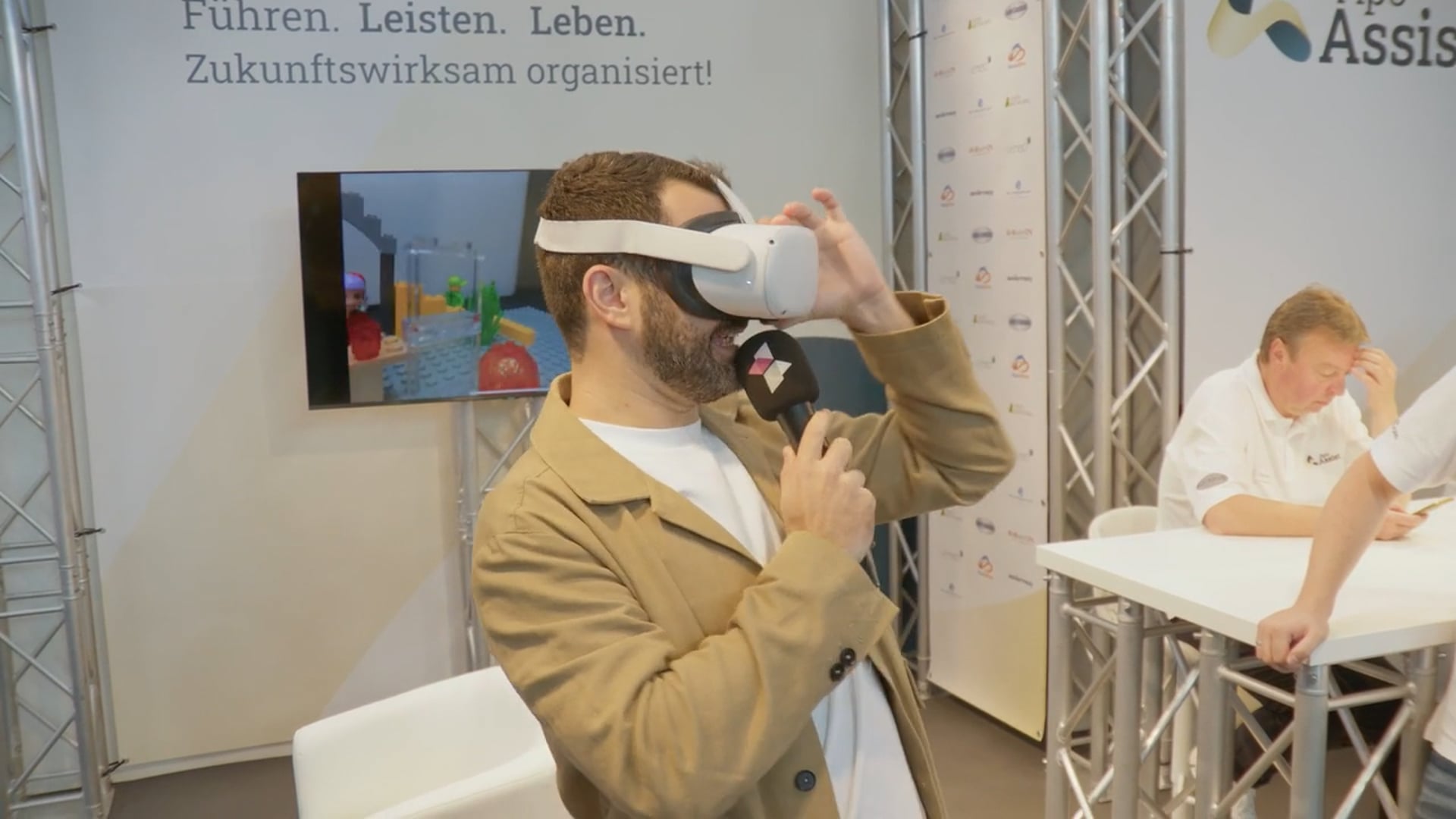 Marc entdeckt die expopharm: Halle B5