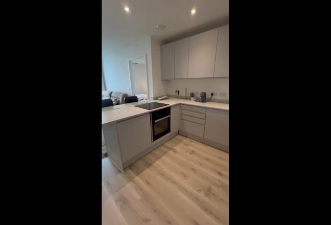 Stunning 2-Bed, 2-Bath Apartment – Perfect for Two Main Photo