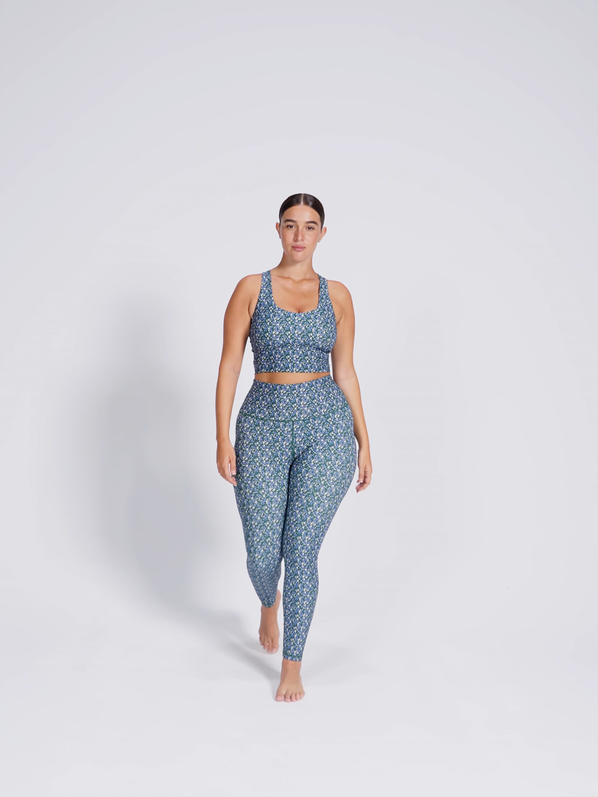 גופיית אימון עם חזייה מובנית מבד ilios