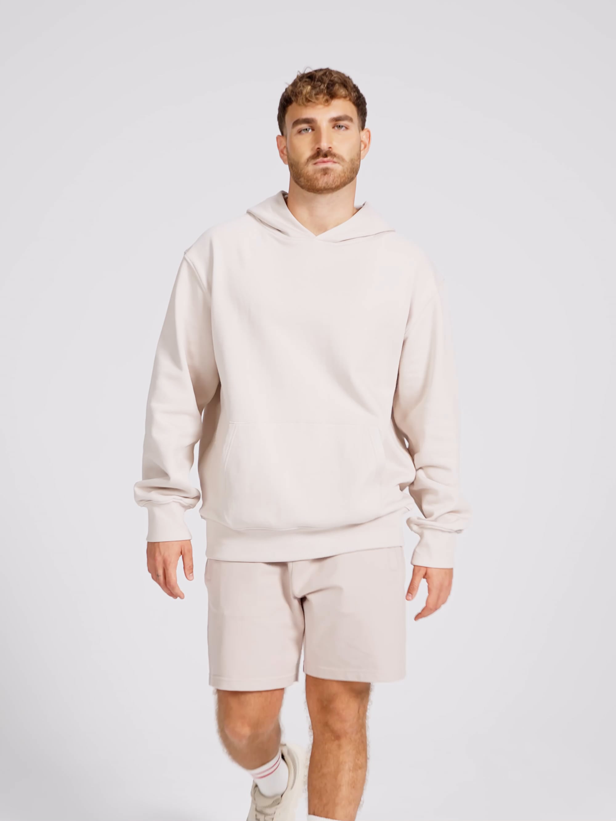 סווטשירט קפוצ’ון בשילוב כותנה אורגנית