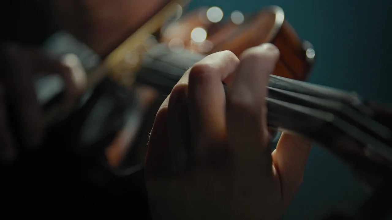 The Sound of AEG