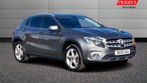 MERCEDES-BENZ GLA 2019 (19)