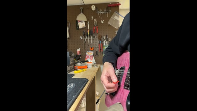 Rest stroke, DSX, and paul Gilbert lick