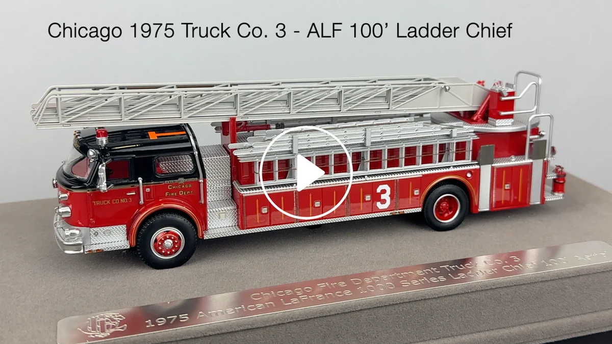 Miniature Road Signature American LaFrance B 550 RC 1939 - 1/24 En Boîte