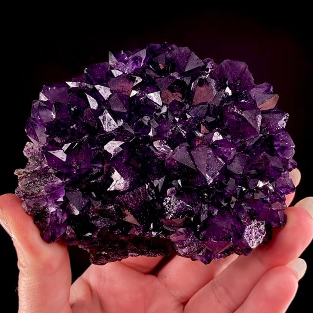 Quartz var: Amethyst