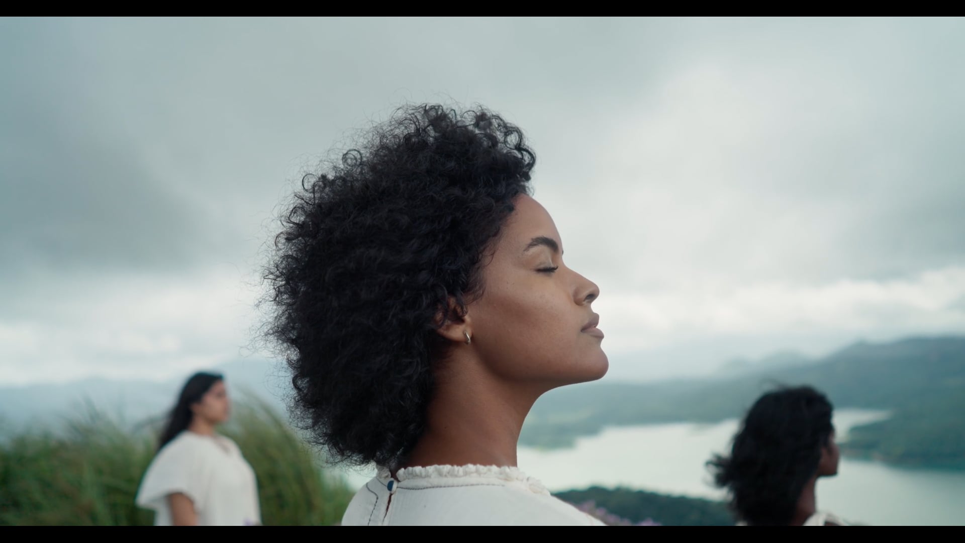 BLOSSOM - WOMEN BLOSSOM IN DIFFERENT WAYS