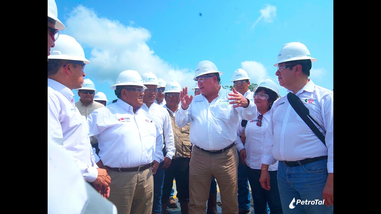 Ministro Mucho visitó Puinahua para conocer avances del Campo Bretaña Norte y proyectos para la comunidad