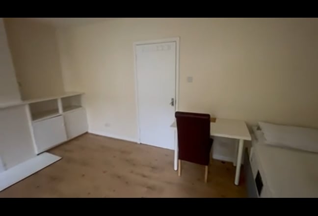 Rooms in North London - N15  Main Photo