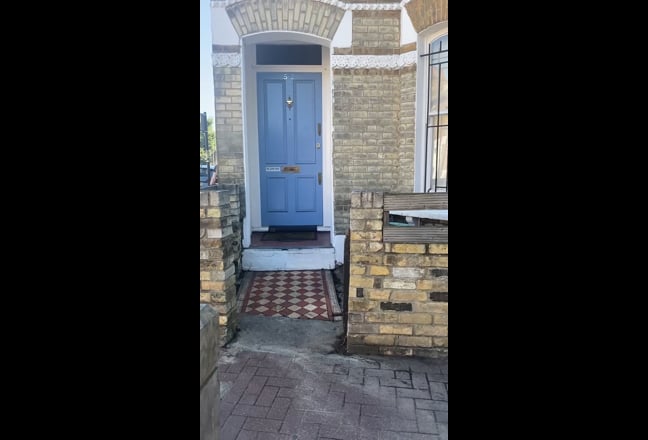 Two Bright Double Rooms for Rent Main Photo