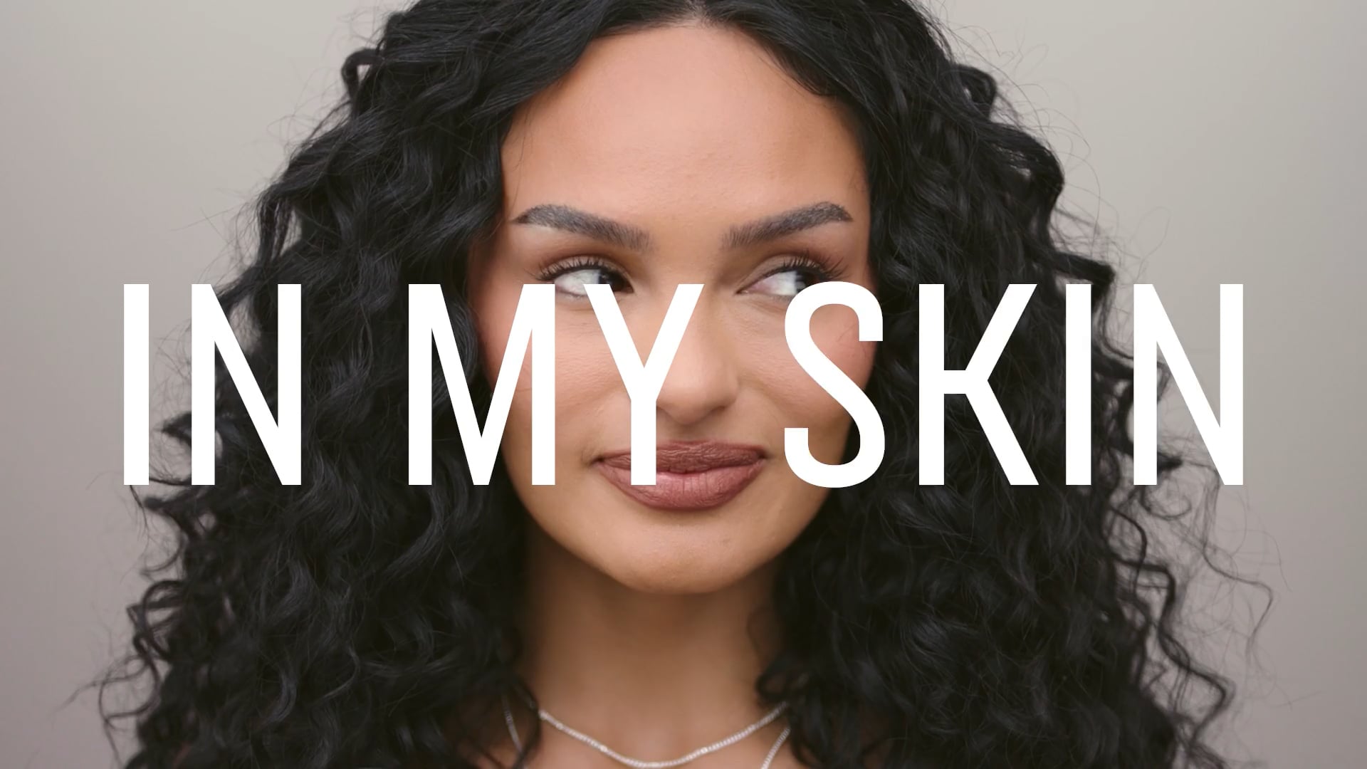 BOBBI BROWN - IN MY SKIN - KARINA