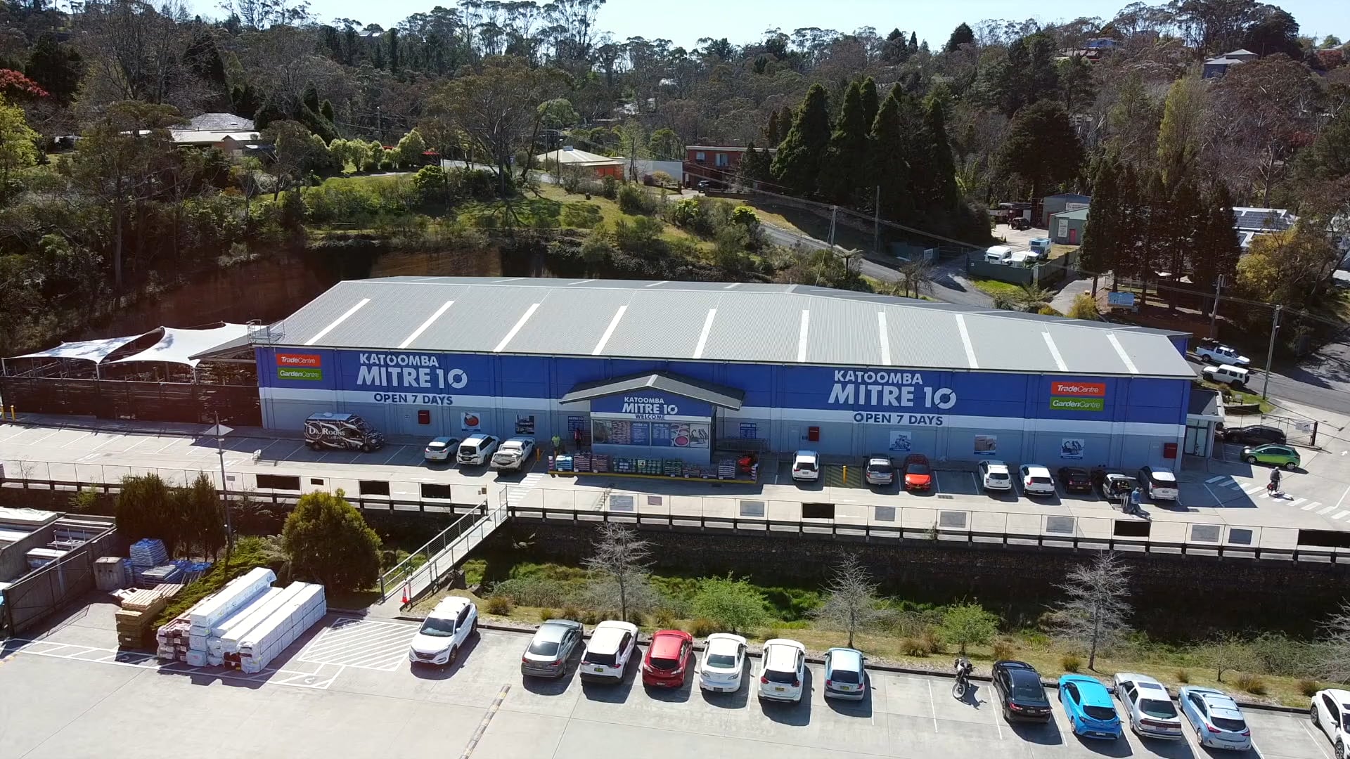 Mitre 10 - Tahlia & Paul