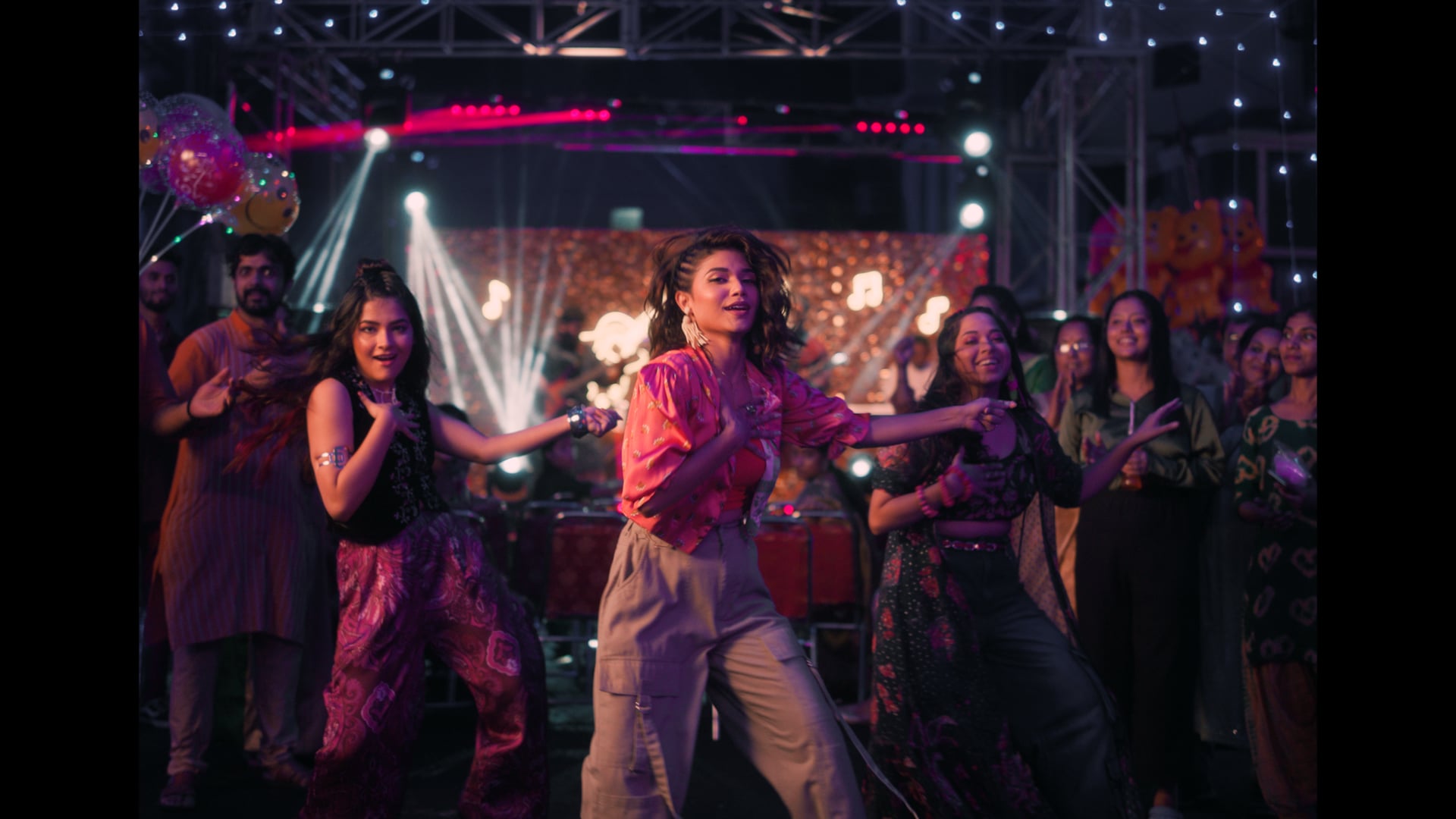 Pantaloons X Durga Pujo