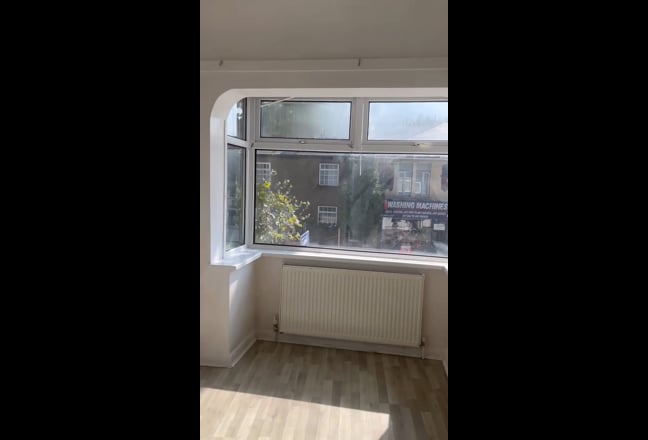 Double Bedroom in 2 Bed Flat, Hanwell Main Photo