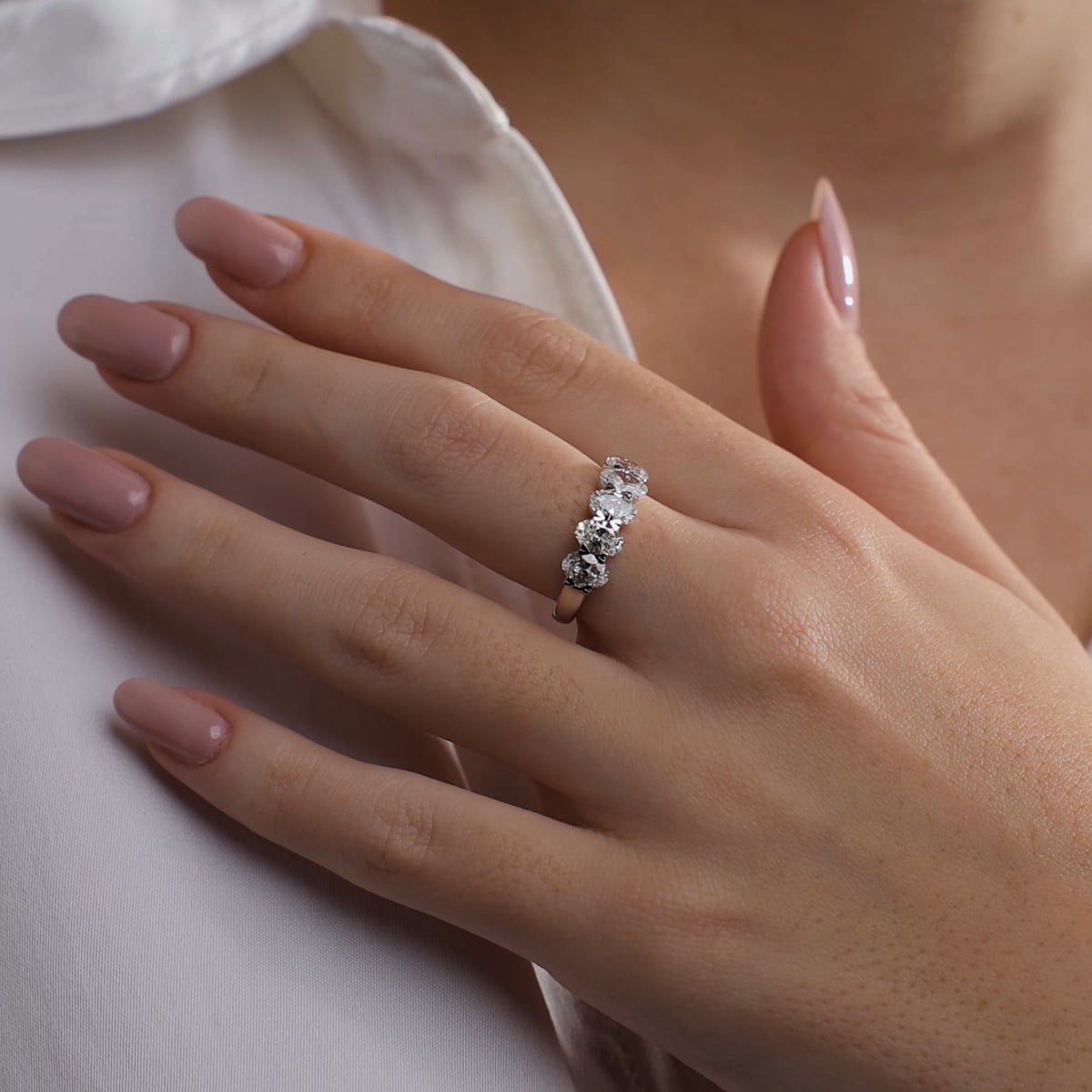 product video 2 for 2 ctw Oval Lab Grown Diamond Five-Stone Anniversary Band