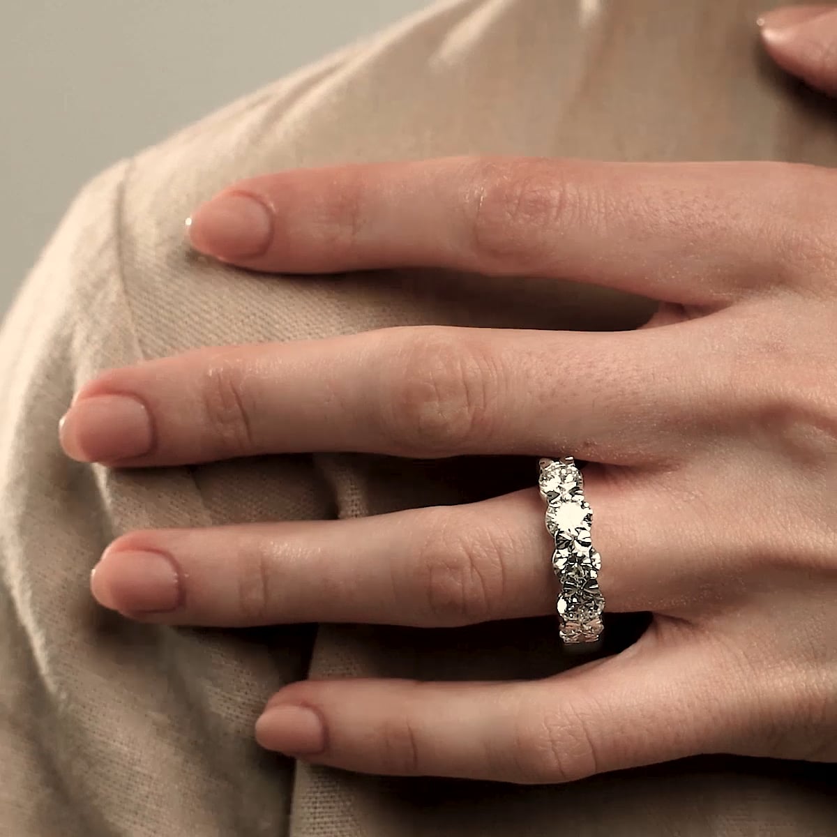 product video 2 for 4 ctw Round Lab Grown Diamond Five-Stone Anniversary Band