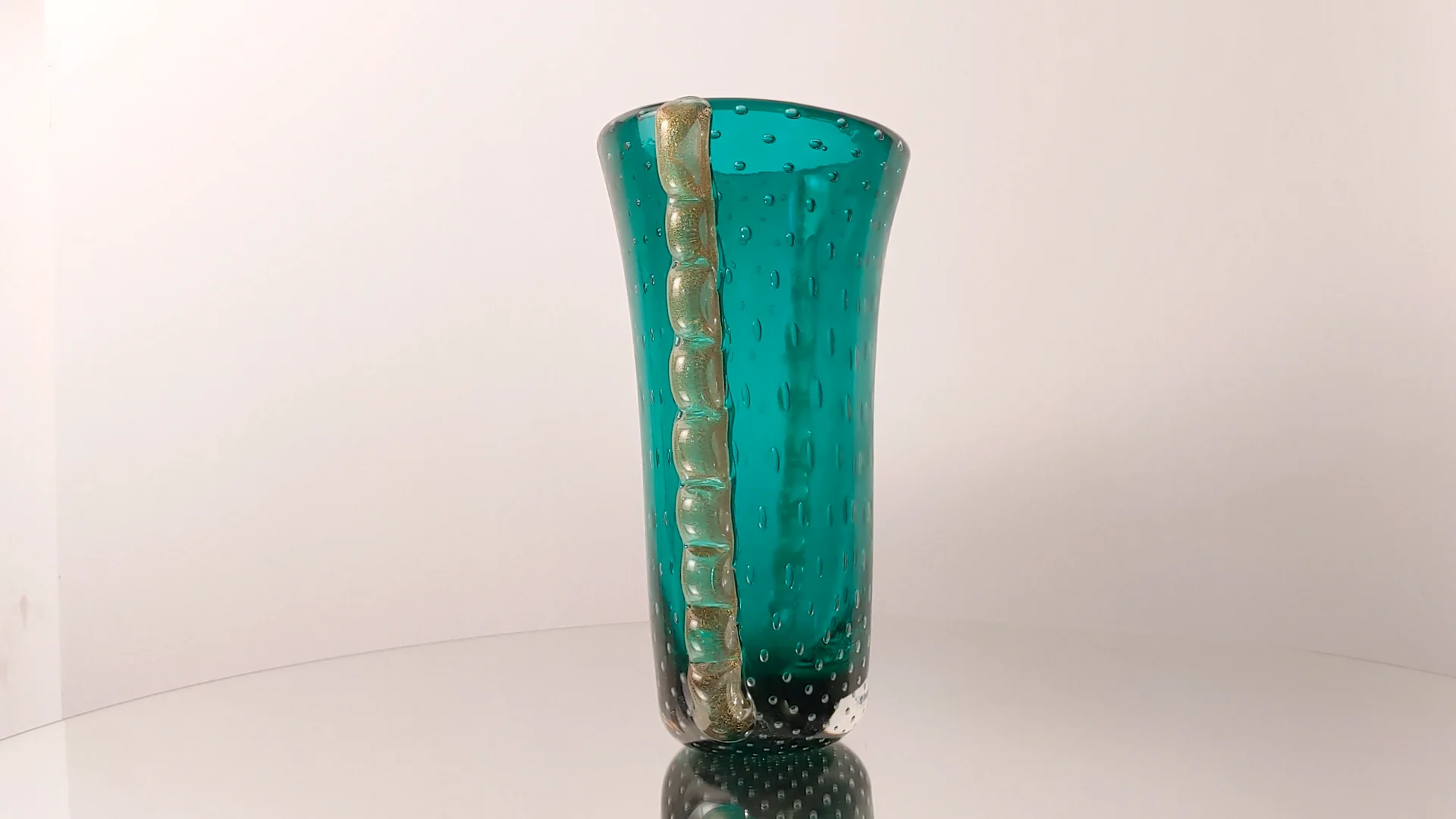 Green Murano Glass Vase with Gold Details – Unique