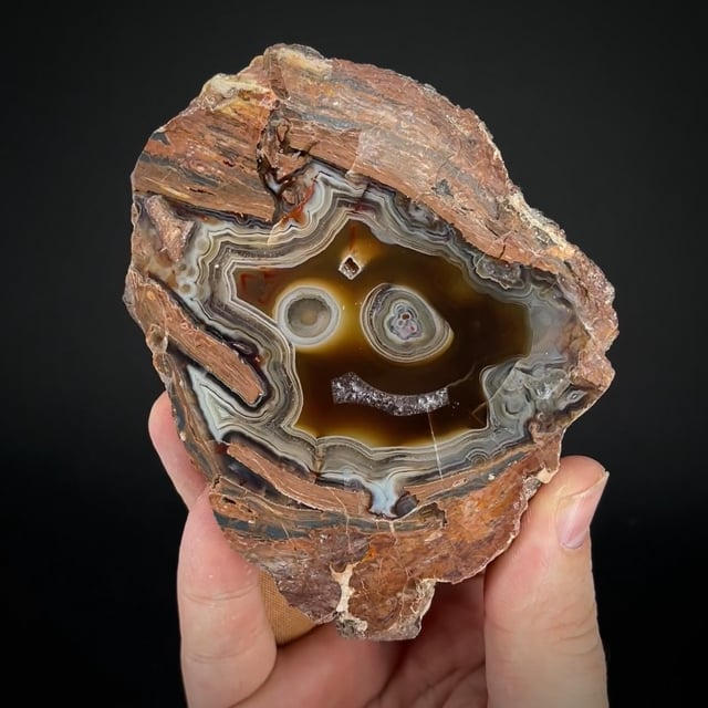 "Face" Agate with Hyalite Opal