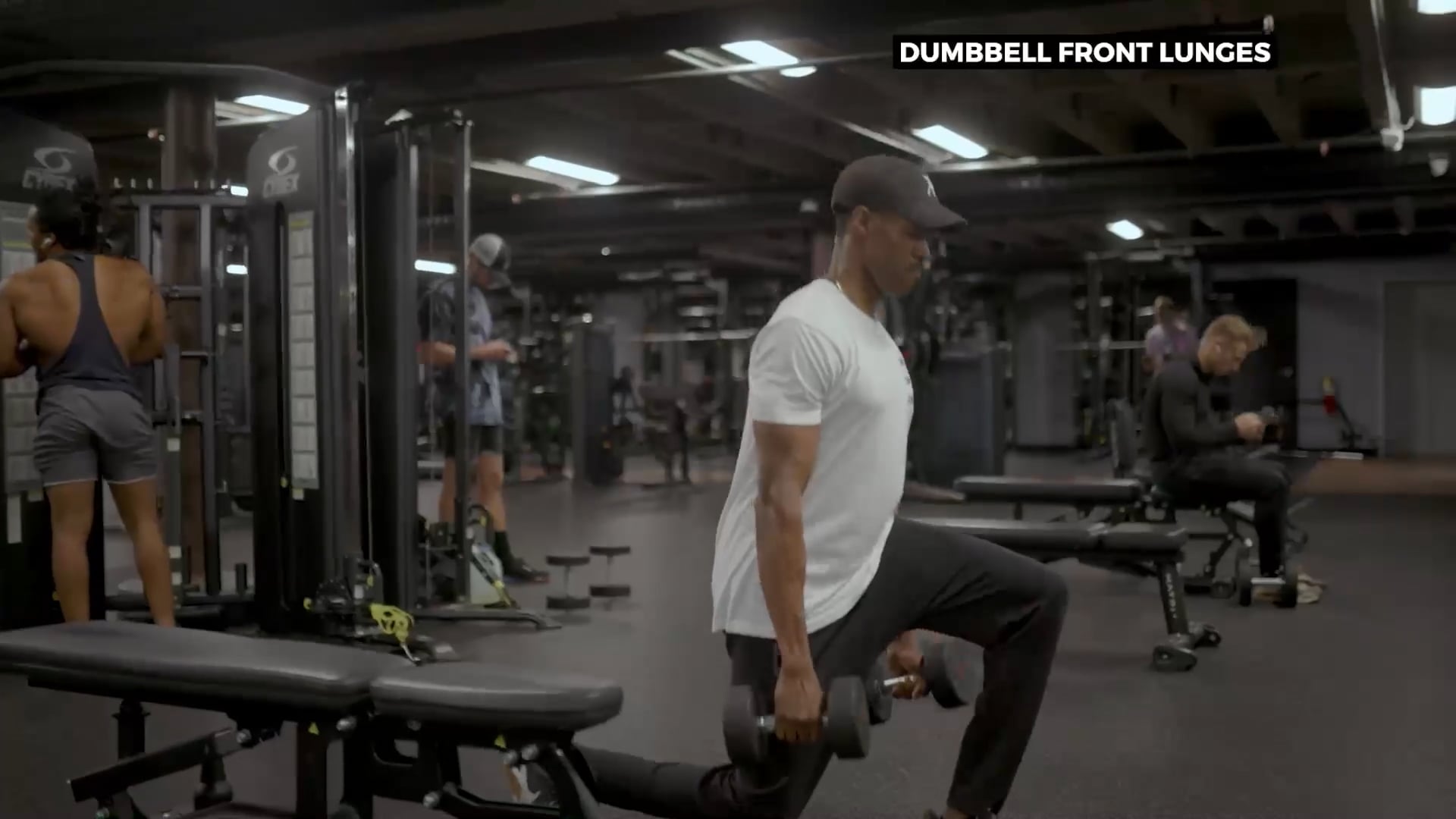 DUMBBELL FRONT LUNGE