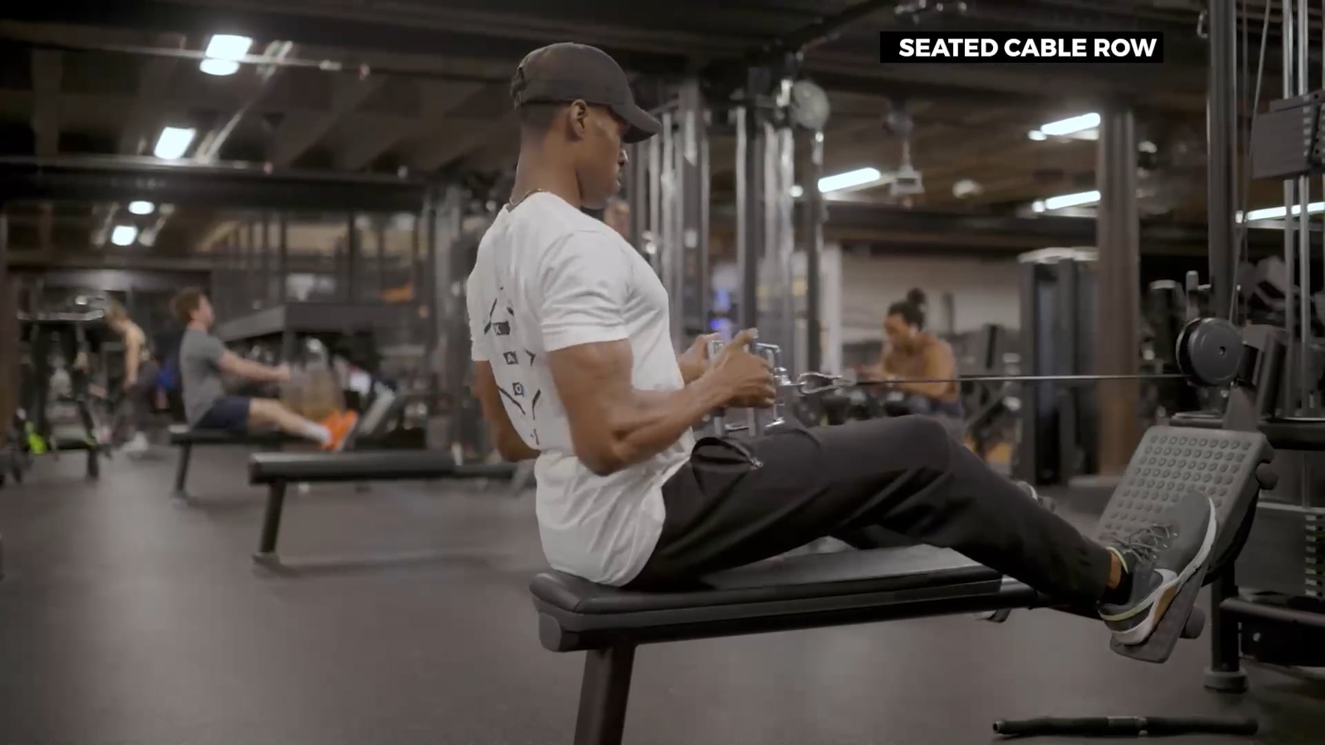 CABLE CLOSED GRIP SEATED ROW