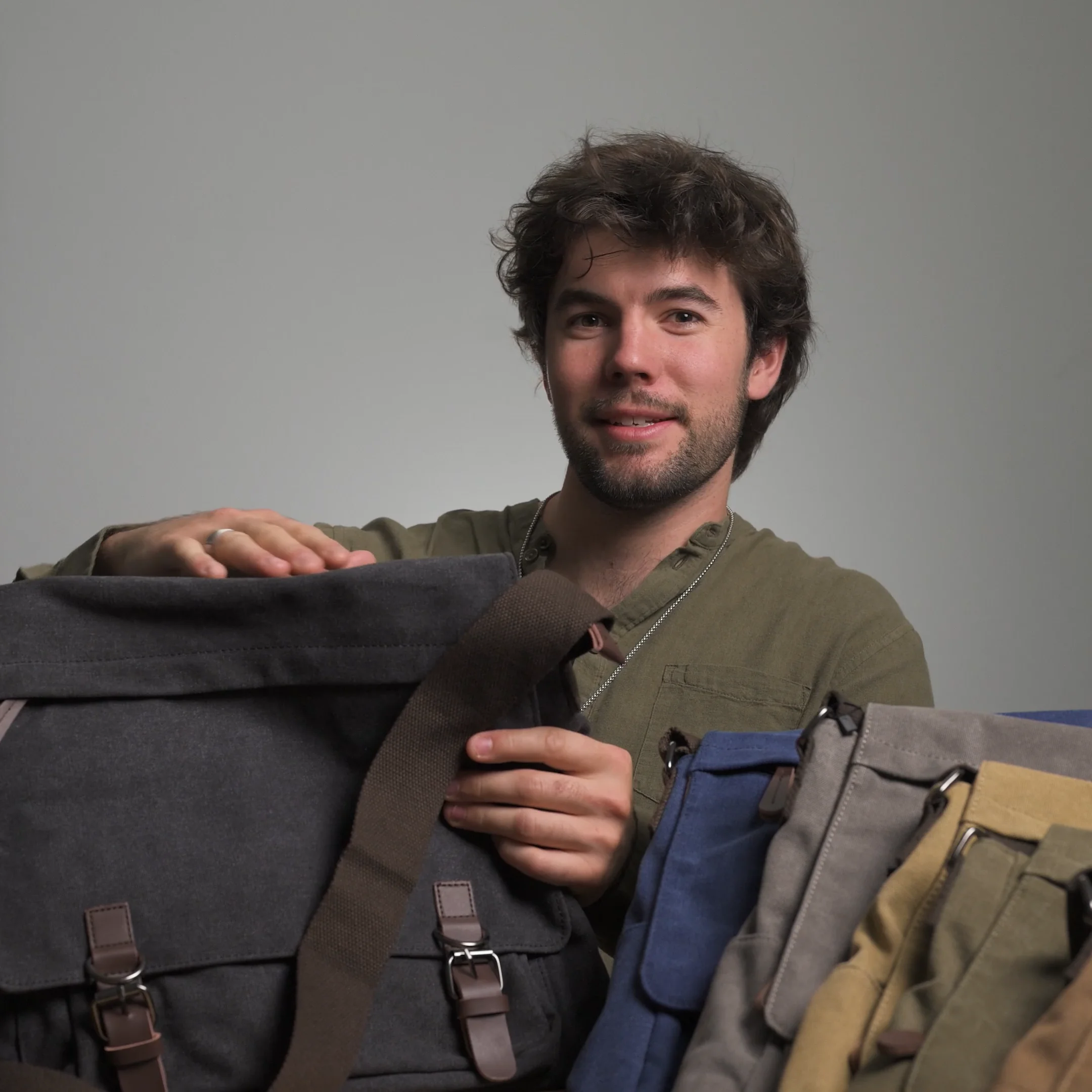 Army Green Canvas Messenger Bag | In stock! | Trendhim Army Green Canvas Messenger Bag | In stock! | Trendhim