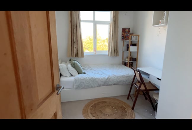 Cosy flat share London N20  Main Photo