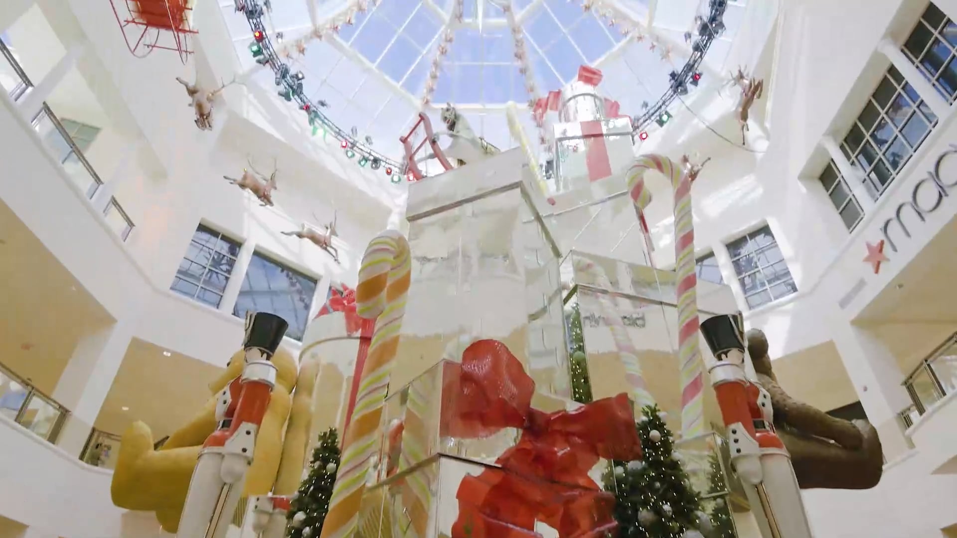 Aventura Mall Holidays