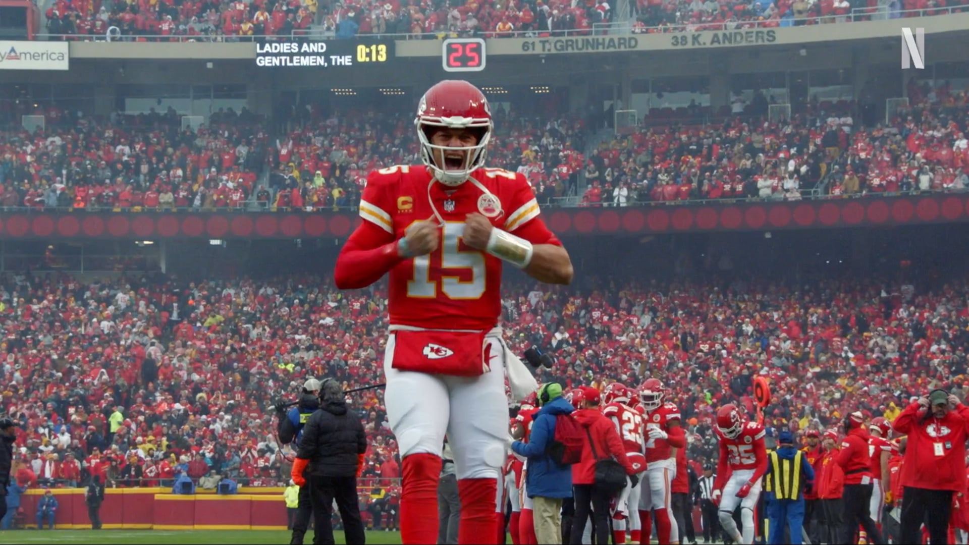 NFL on Netflix - TV30 "Feliz Navidad"