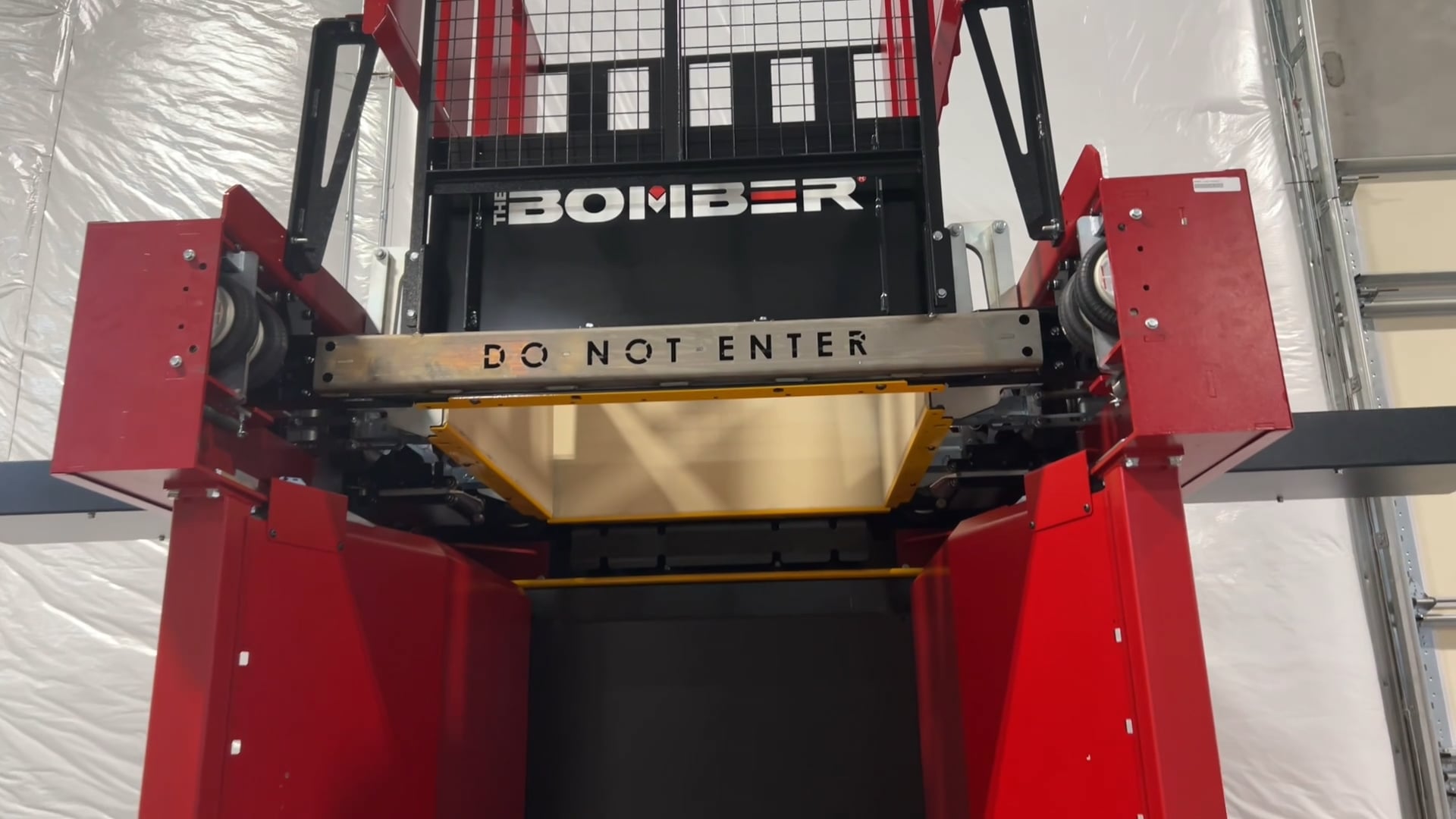 rehrig-pacific-qtek-bomber-video