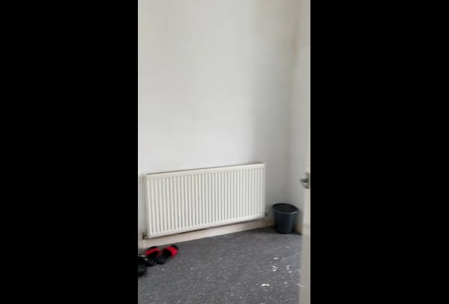  Room  Available  -  2  Bed  House  -  Female  preferred Main Photo