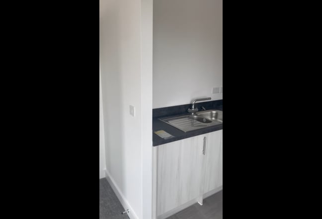 Double En-suite Bedroom in City Centre (Inc Bills) Main Photo