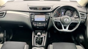 NISSAN QASHQAI 2017 (17)