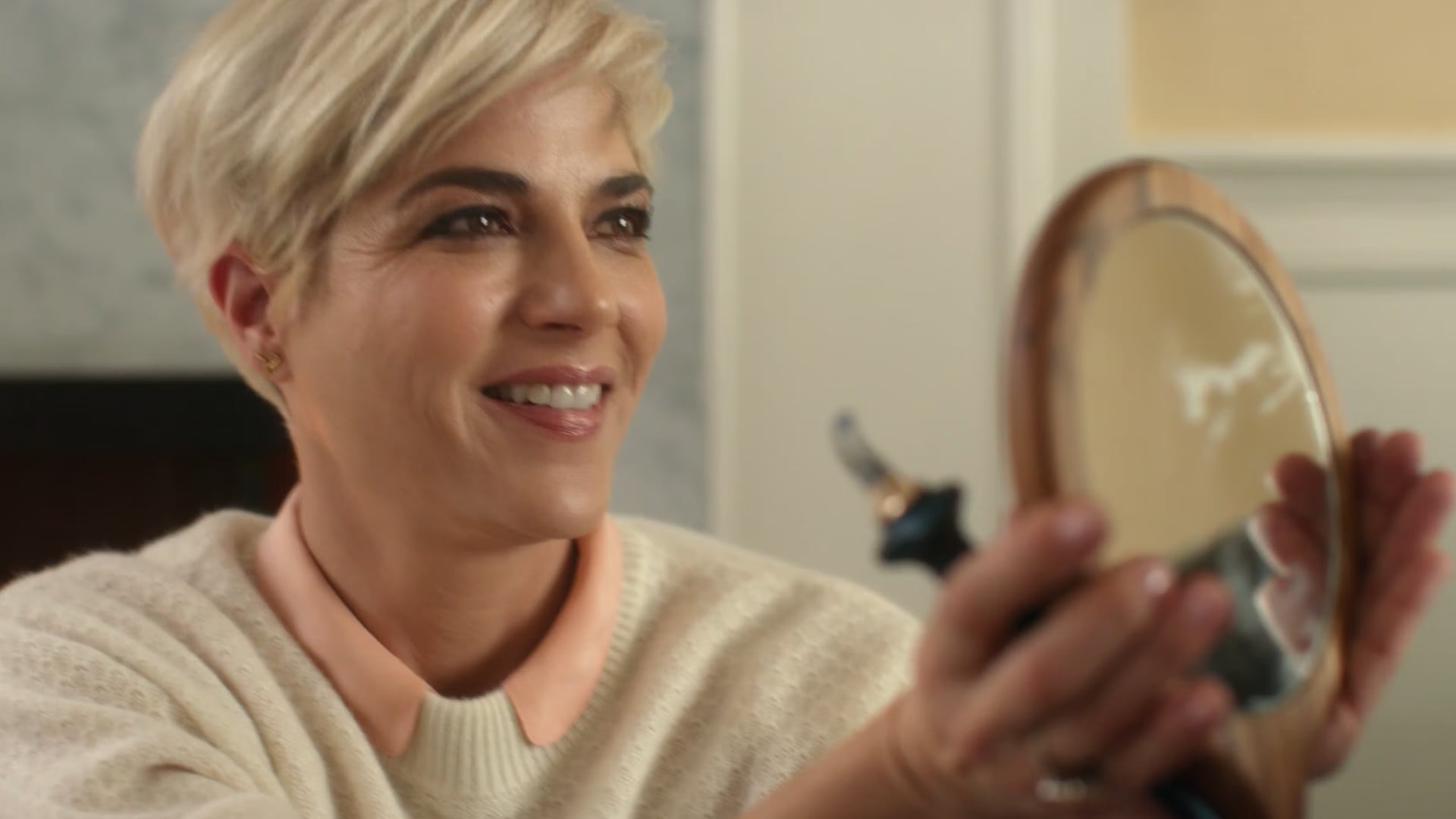 Guide Beauty feat. Selma Blair