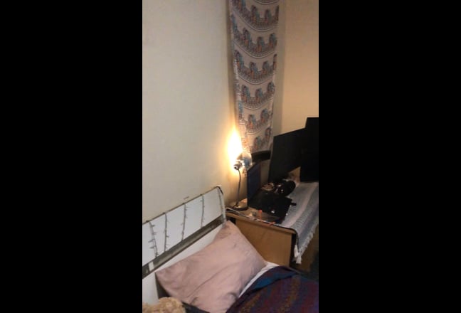 Room available in relaxed house near Roath Park  Main Photo