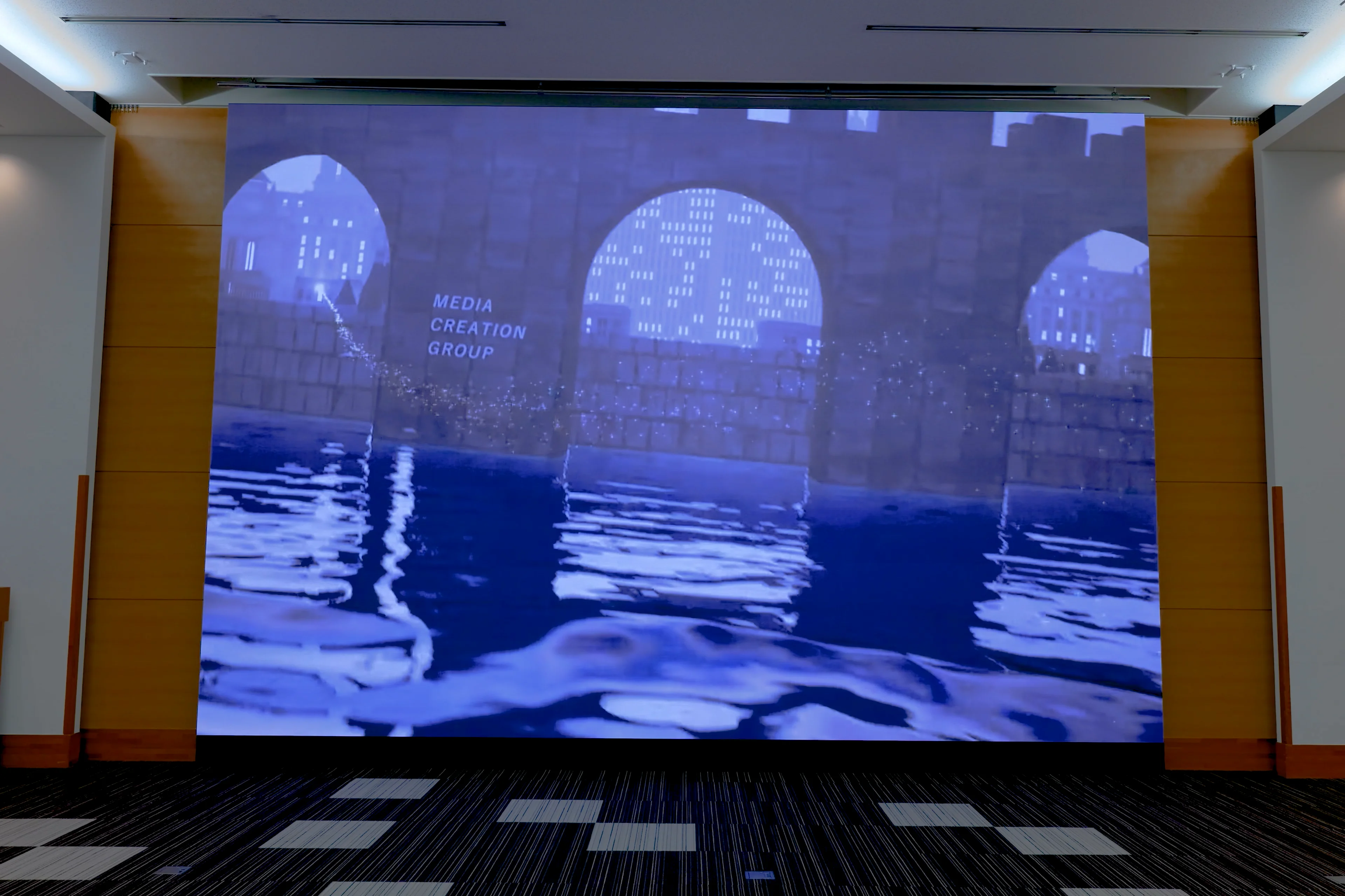 LEDディスプレイ RGBカラーフレキシブルLEDディスプレイスクリーンTシャツ帽子挿入