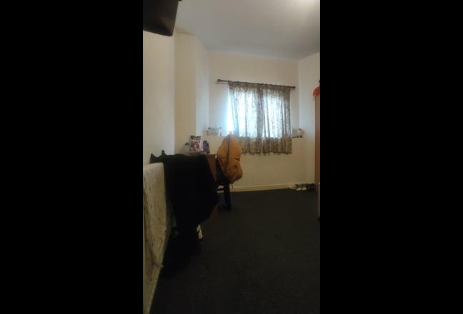 Spacious Single Bedroom with all accessibility  Main Photo