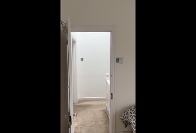 Professional Female-Double Room-Wembley-£Negotiabl Main Photo