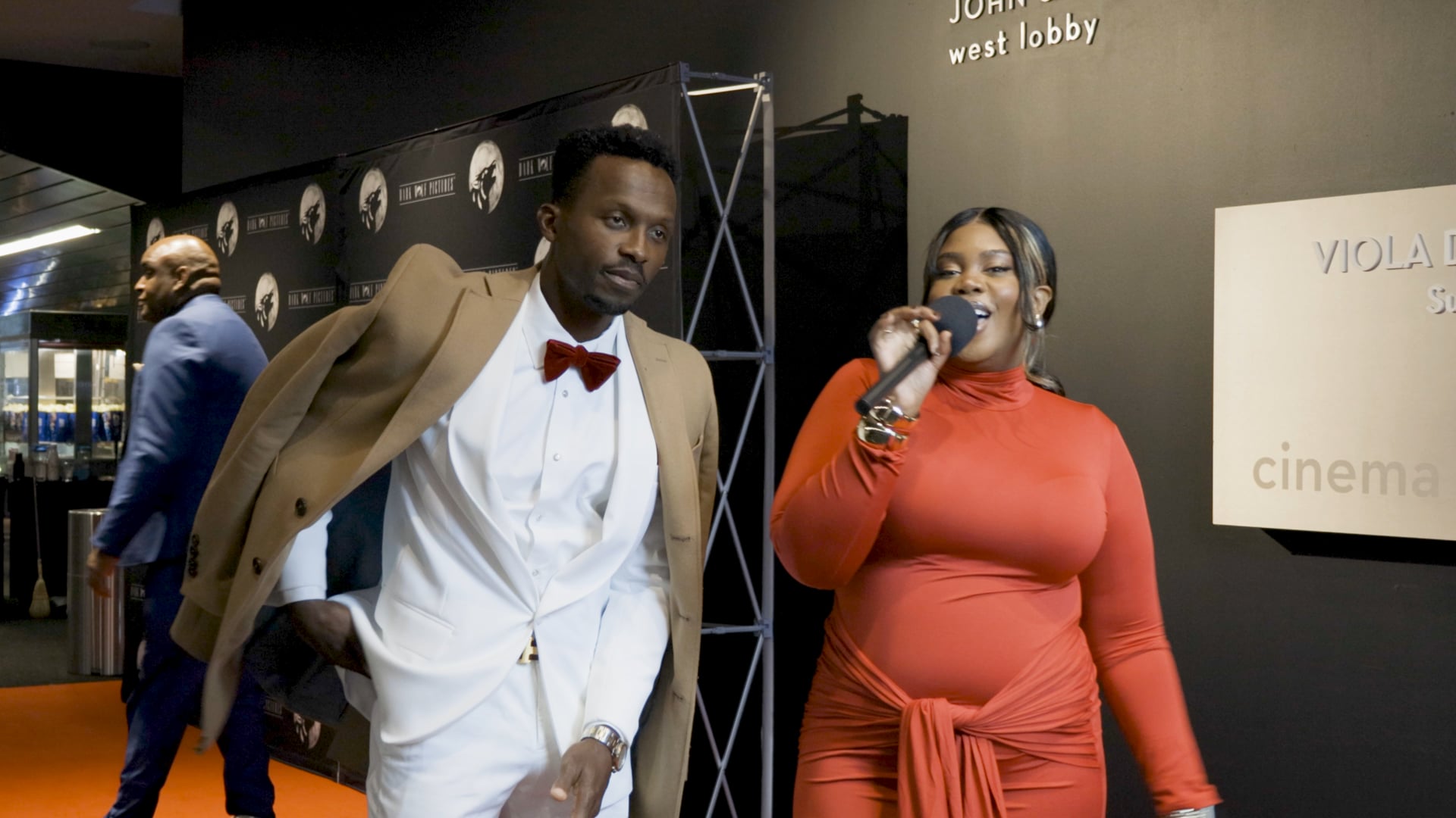 Emmanuel Kabongo - Red Carpet Interview - 'Welcome' Premiere
