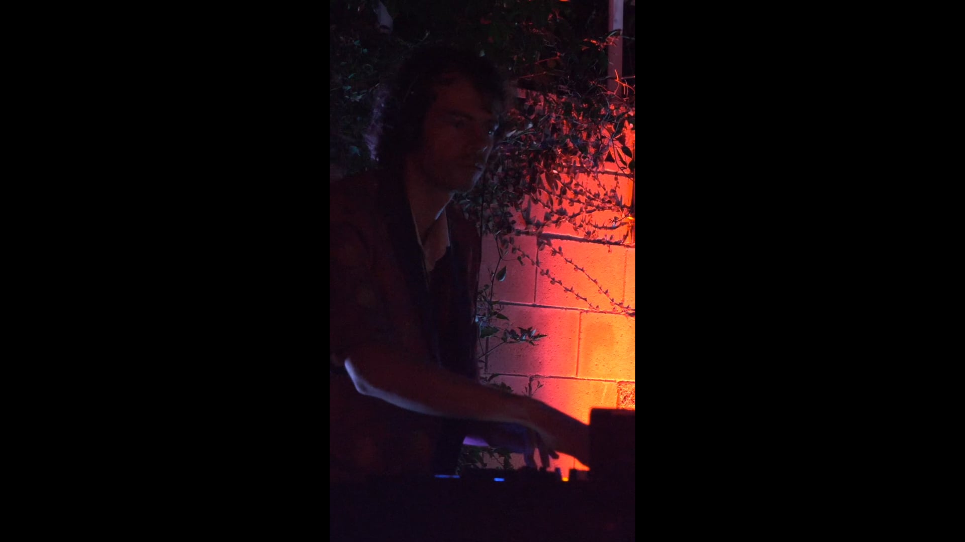 Promotional video thumbnail 2 for DJ Mistifer Christopher