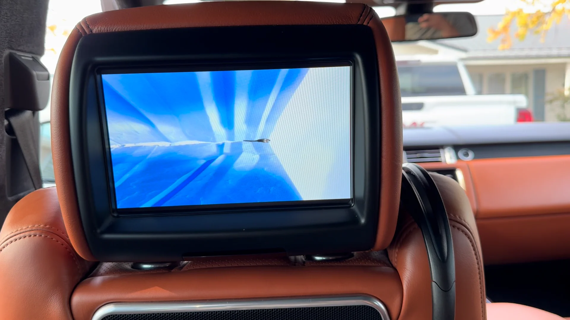15 Range Rover Autobiography (Entertainment)