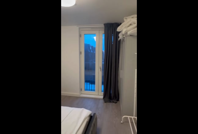 Stratford flat share single/double rooms Main Photo