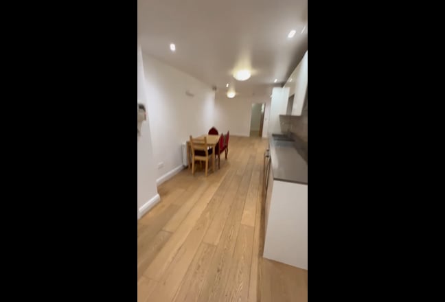 Video 1: Bedroom 