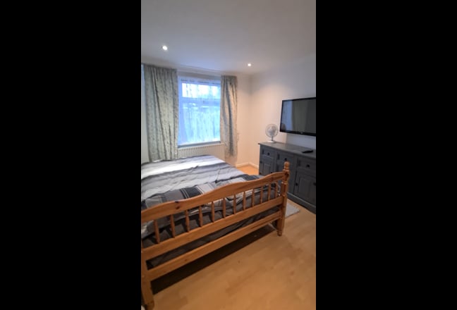 Fully Furnished Double Room Main Photo