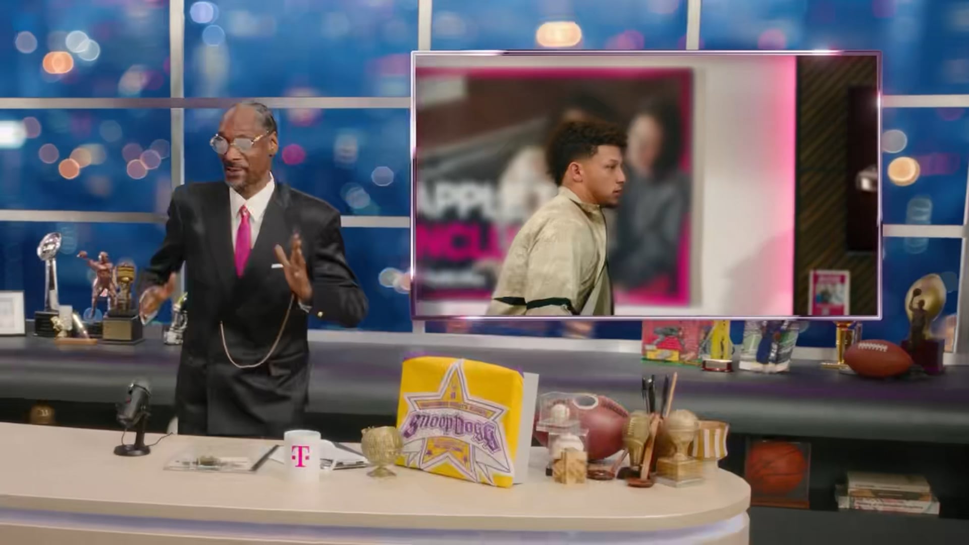 T-Mobile -  Snoop/Mahomes