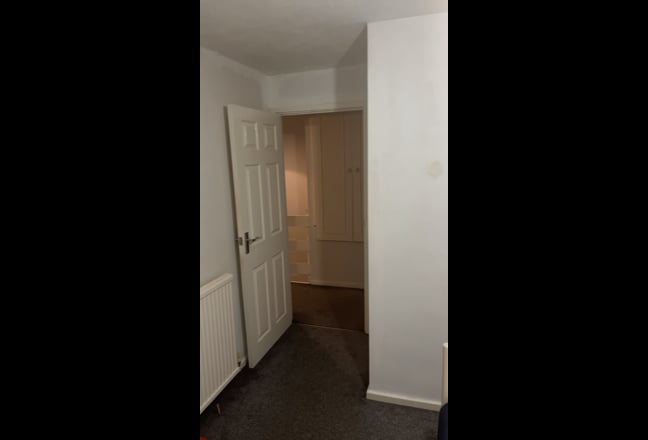 Double bedroom to rent all bills included.  Main Photo