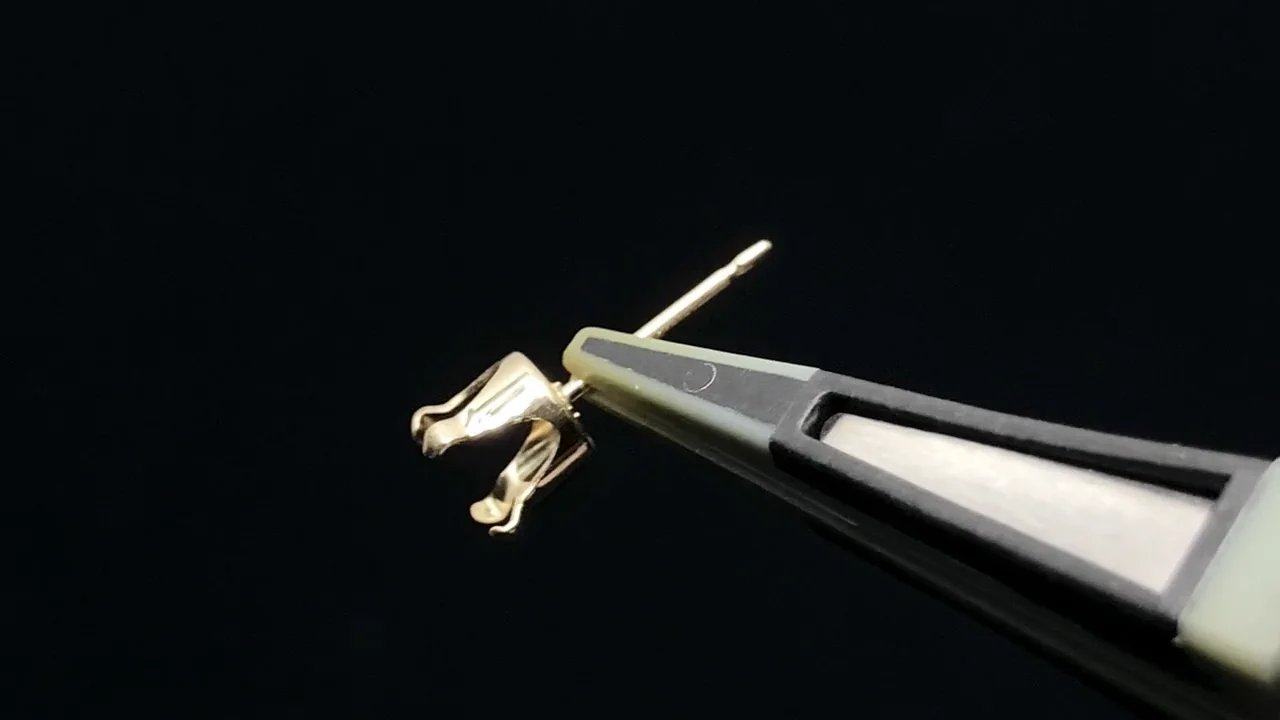 14KGF 4本爪ピアスポスト空枠 ラウンドファセットカット用 【3mm